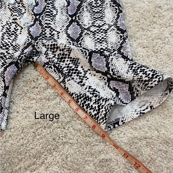 Biker shorts snakeskin animal print small medium large NWT - Picture 15 of 16